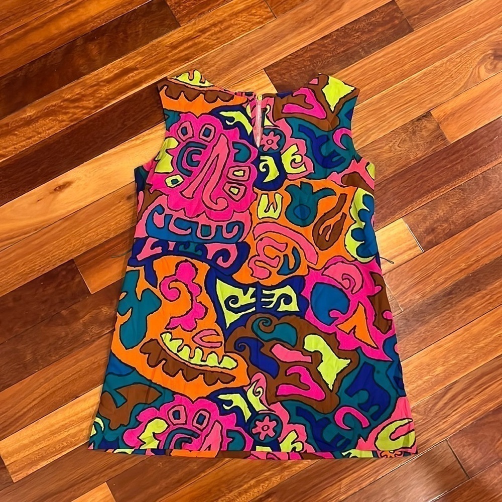 🌸 Vintage Lord & Taylor Sleeveless Retro Print Top